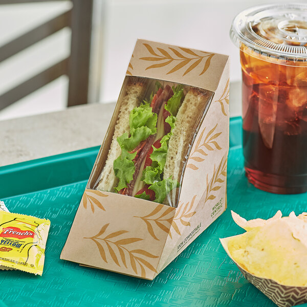Takeaway-Kraft-Paper-Sandwich-Wedge-Packaging-with-Large-Clear-Window.png