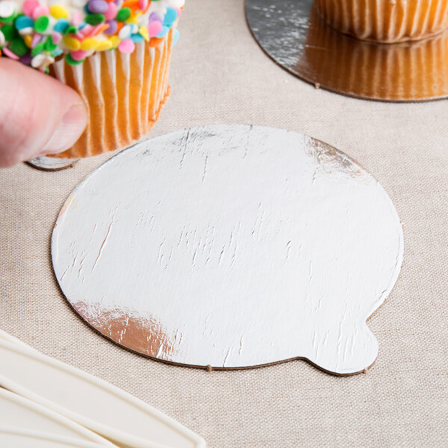 Silver-and-Gold-Reversible-Round-Single-Serve-Dessert-Board-with-Tab.jpg (3)
